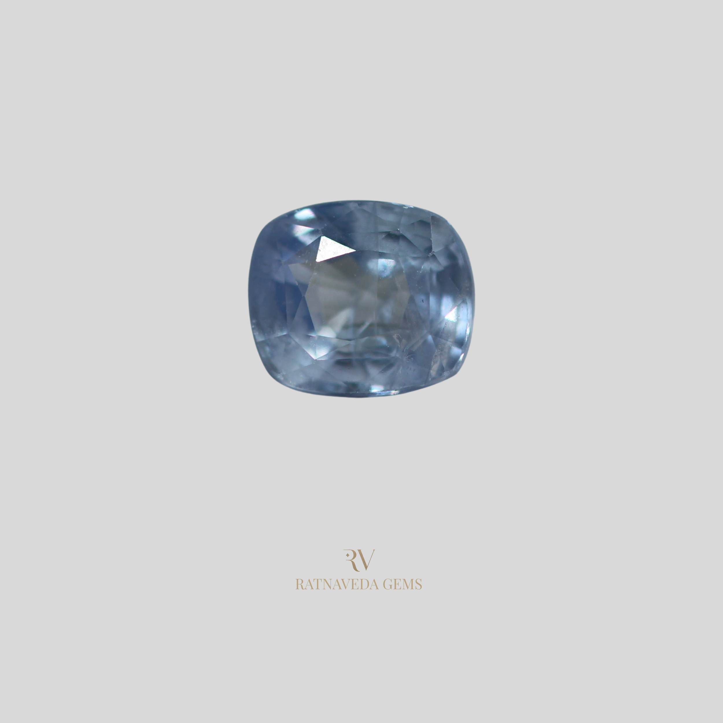 BLUE SAPPHIRE (नीलम) 3.71 CTS (BS/12/NRRR)