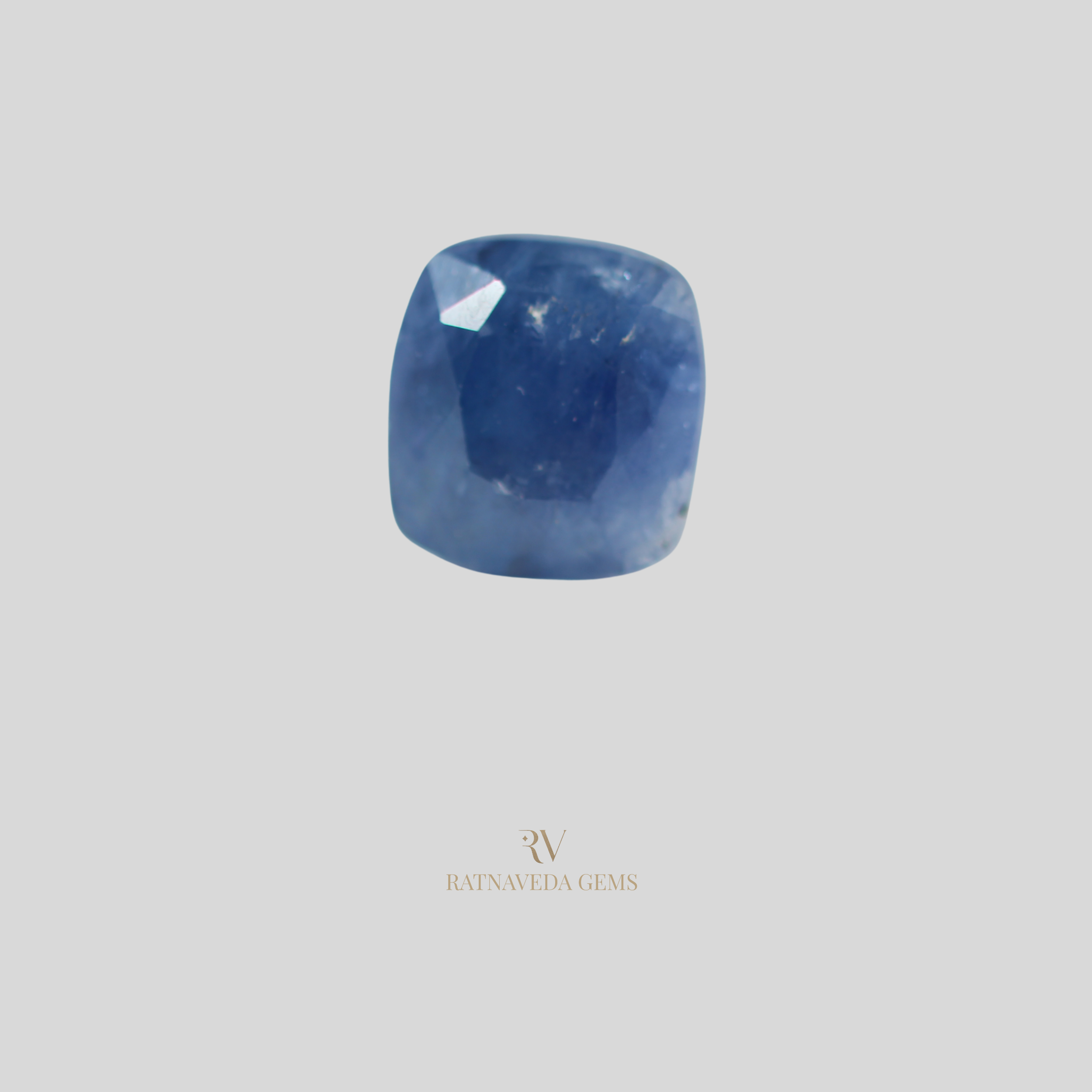 BLUE SAPPHIRE (नीलम) 11.59 CTS (BS/20/IVD)