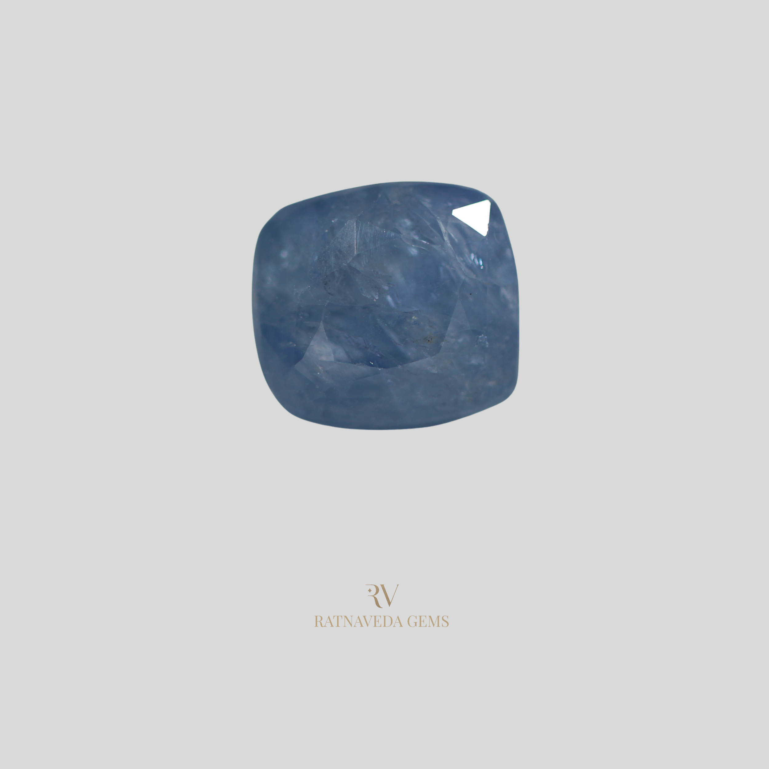 BLUE SAPPHIRE (नीलम) 6.34 CTS (BS/23/IVD)