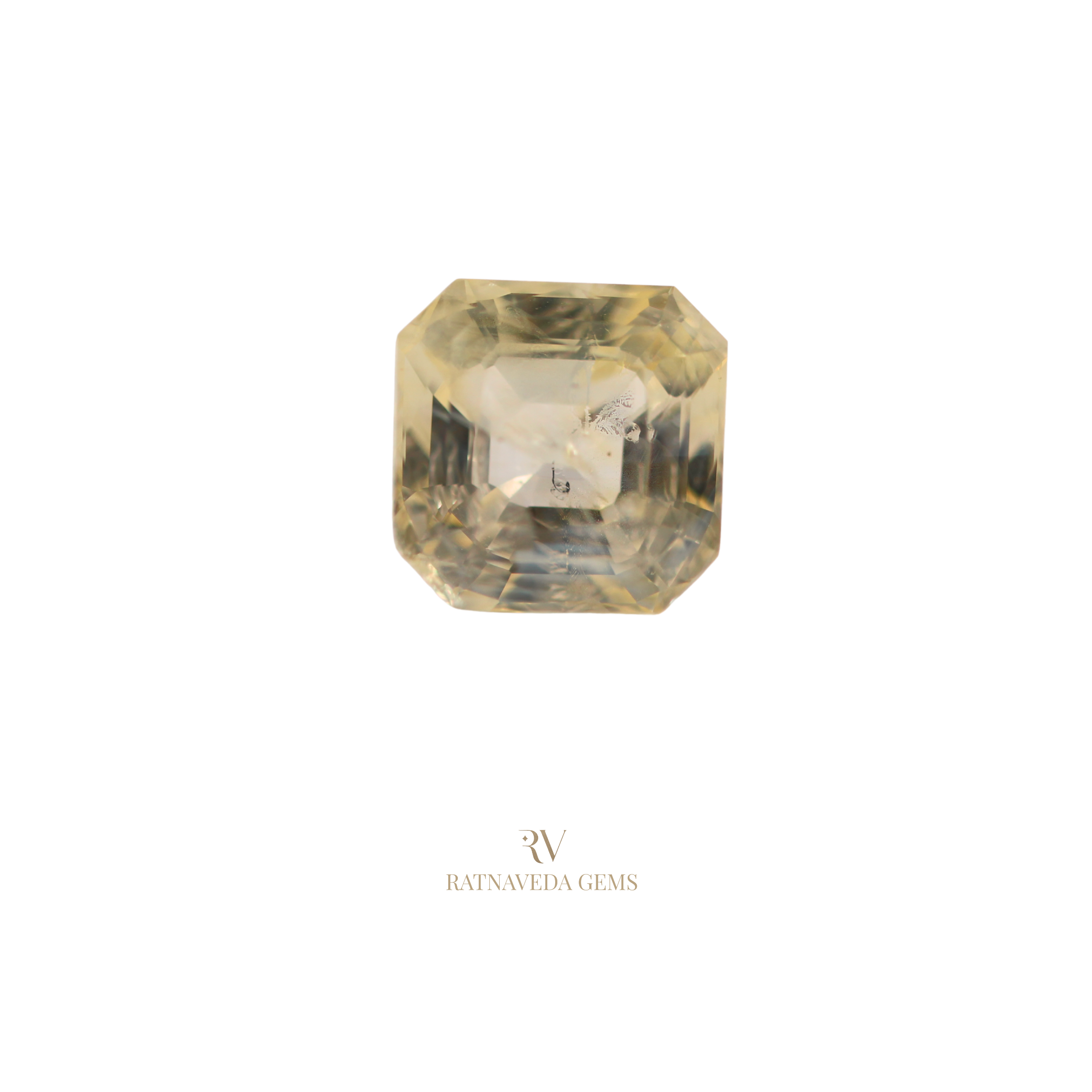 YELLOW SAPPHIRE (पुखराज) 6.00 CTS