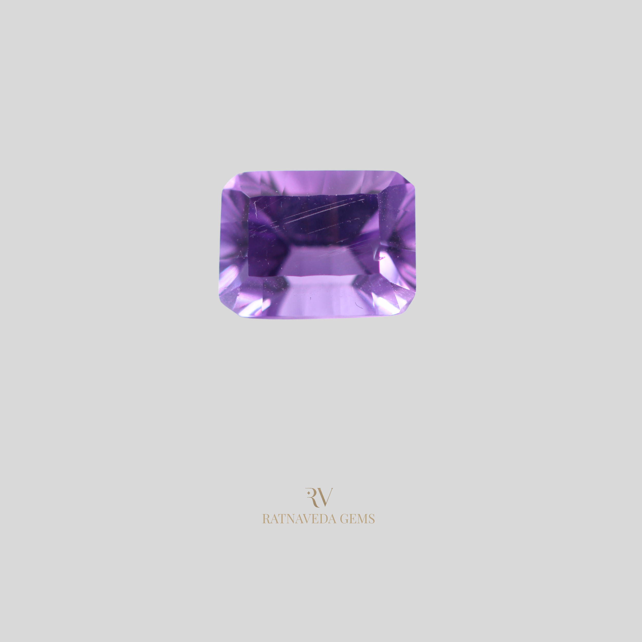 AMETHYST (जामुनिया) 5.49 CTS (AMT/7/AR)