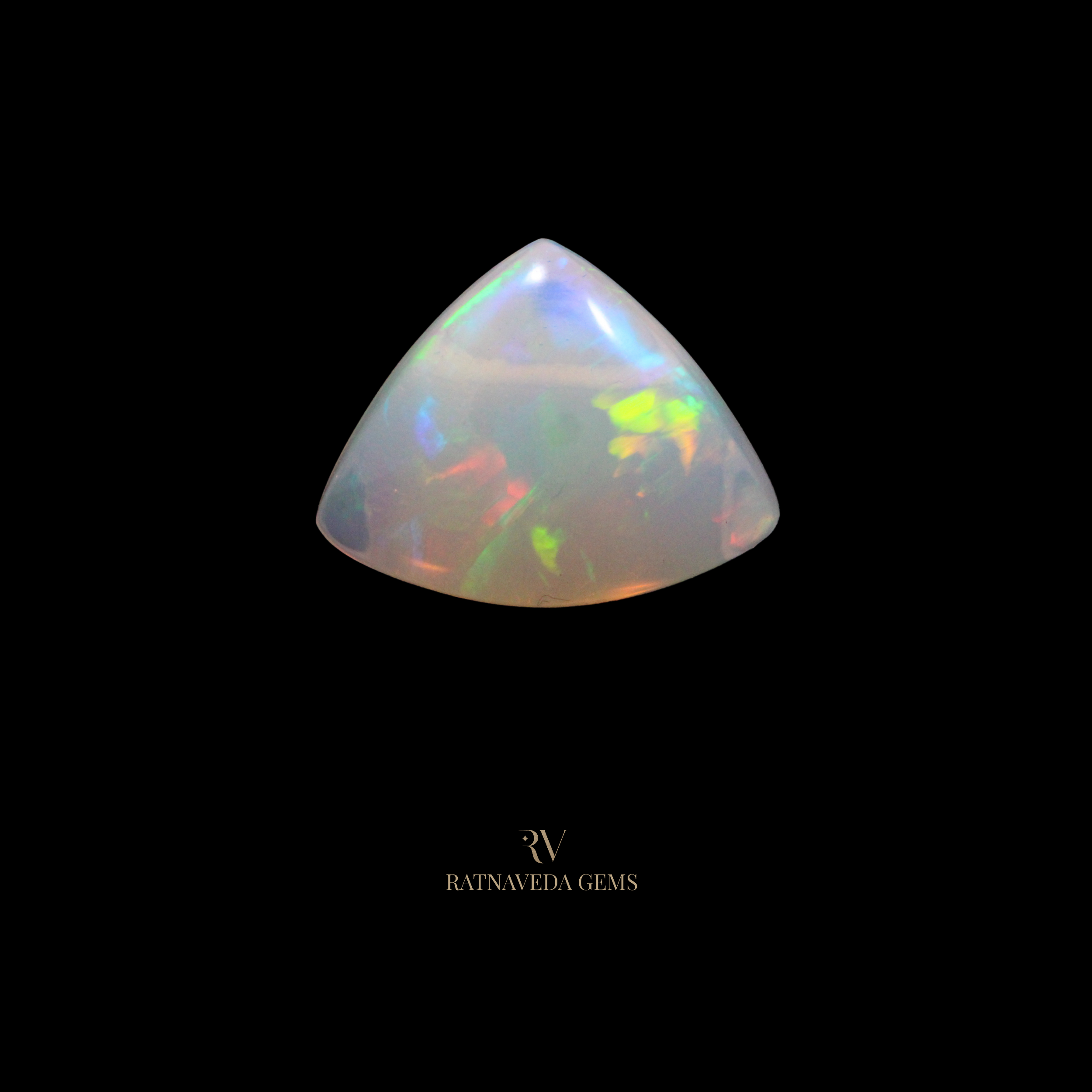 NATURAL OPAL (दूधिया) 3.78 CTS