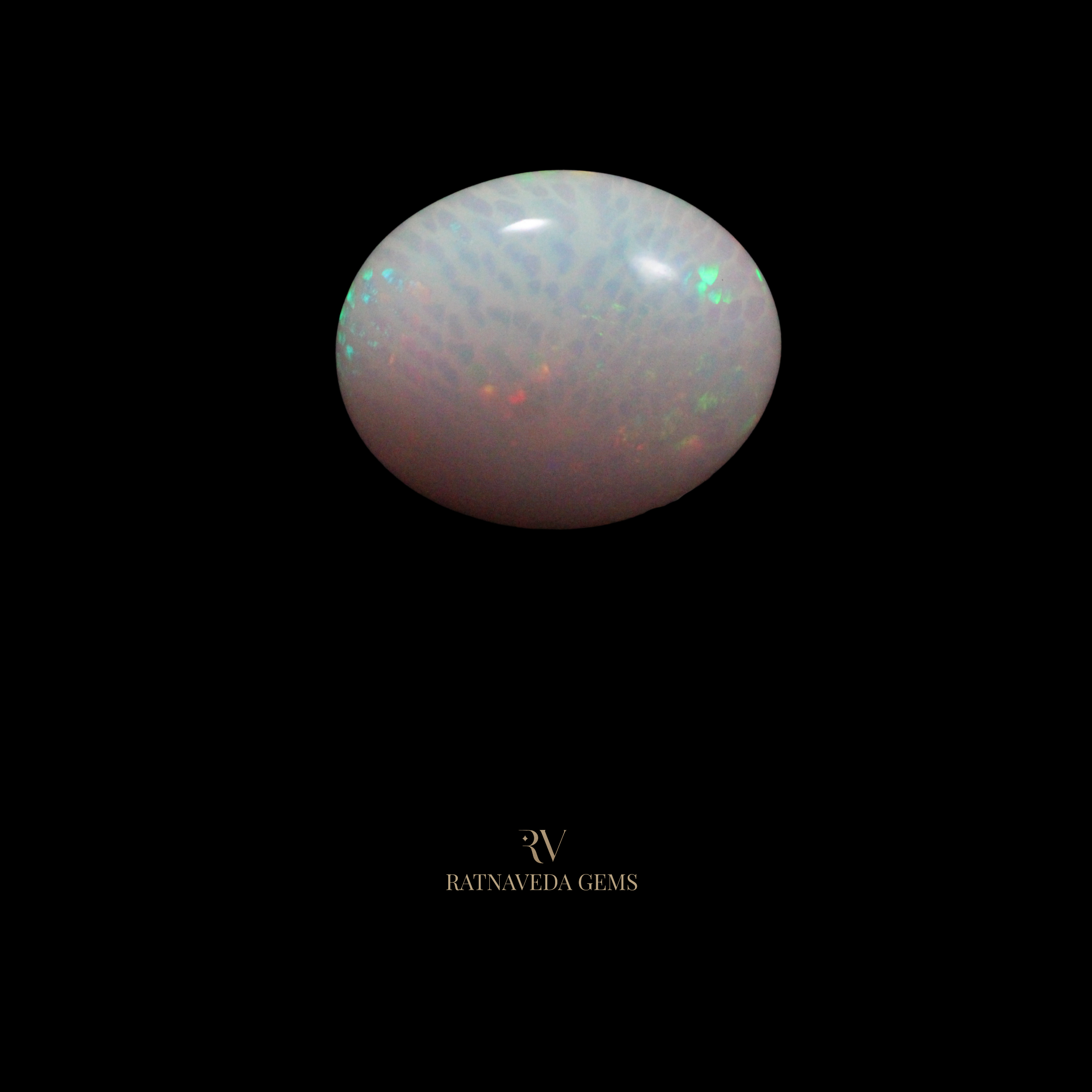 NATURAL OPAL (दूधिया) 8.58 CTS