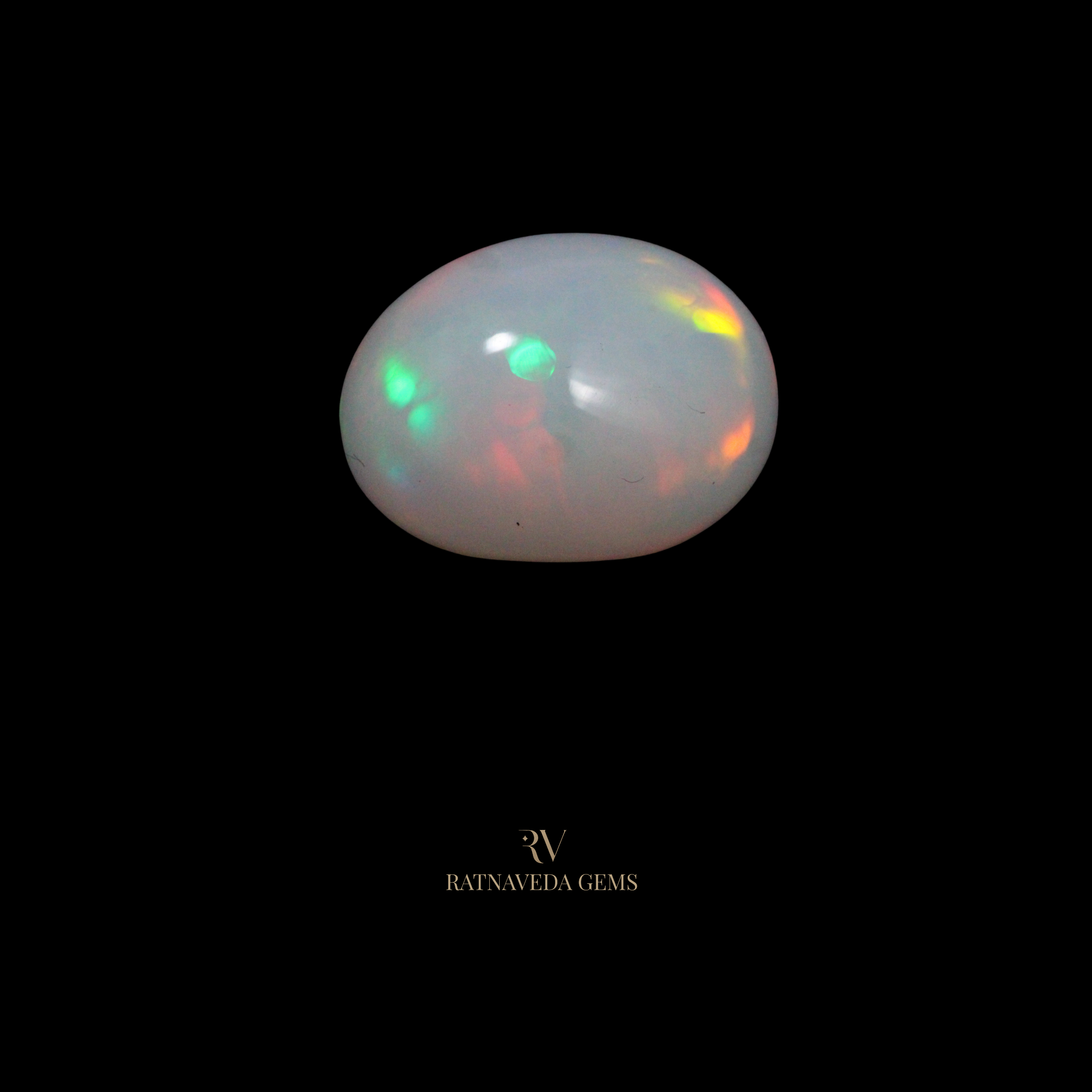 NATURAL OPAL (दूधिया) 11.29 CTS