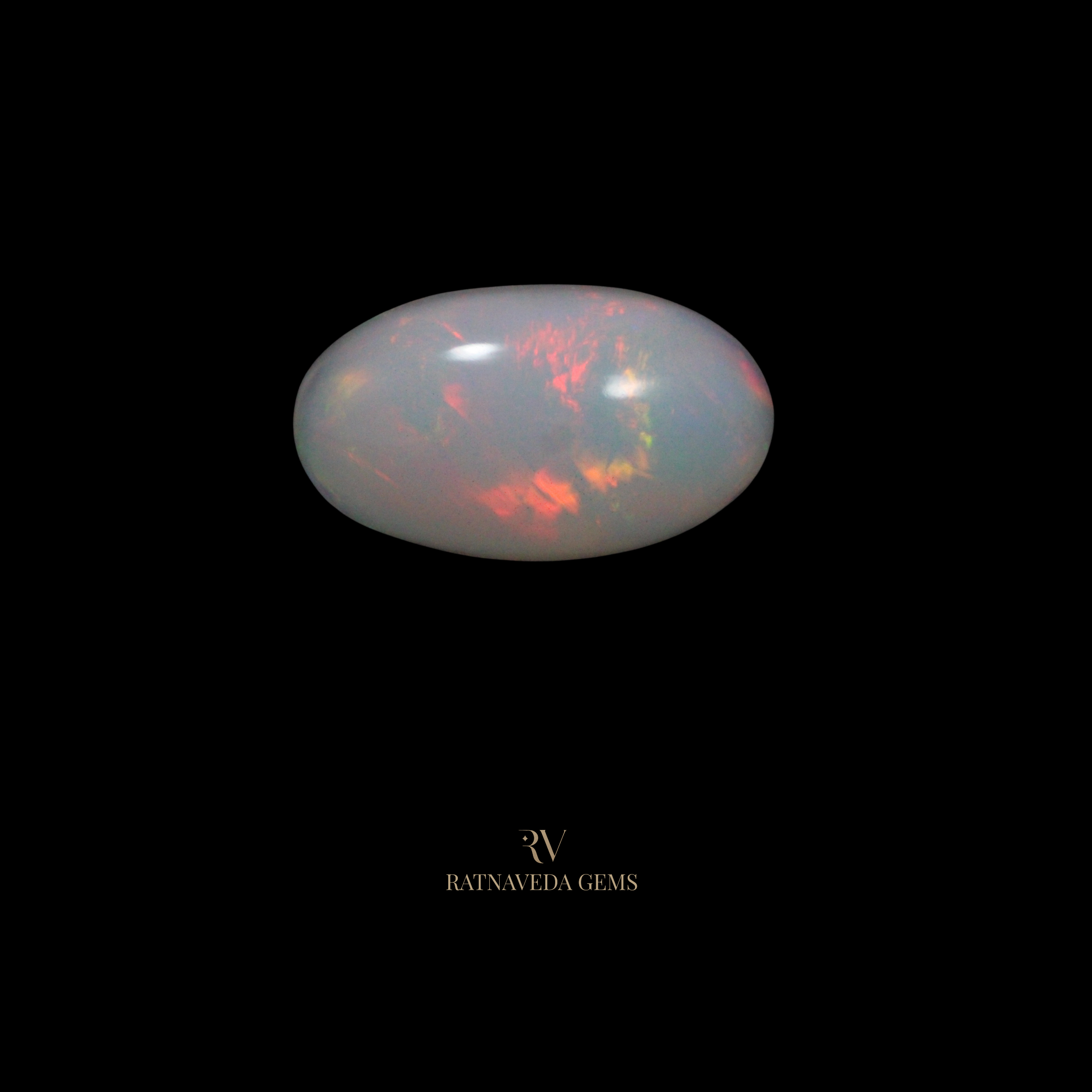 NATURAL OPAL (दूधिया) 21.50 CTS