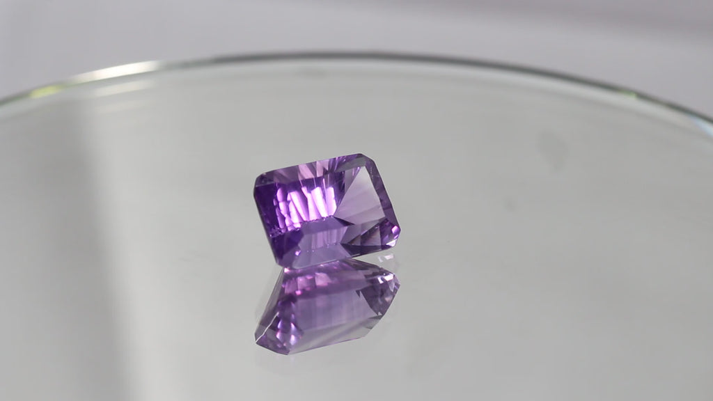 AMETHYST (जामुनिया) 5.49 CTS (AMT/7/AR)