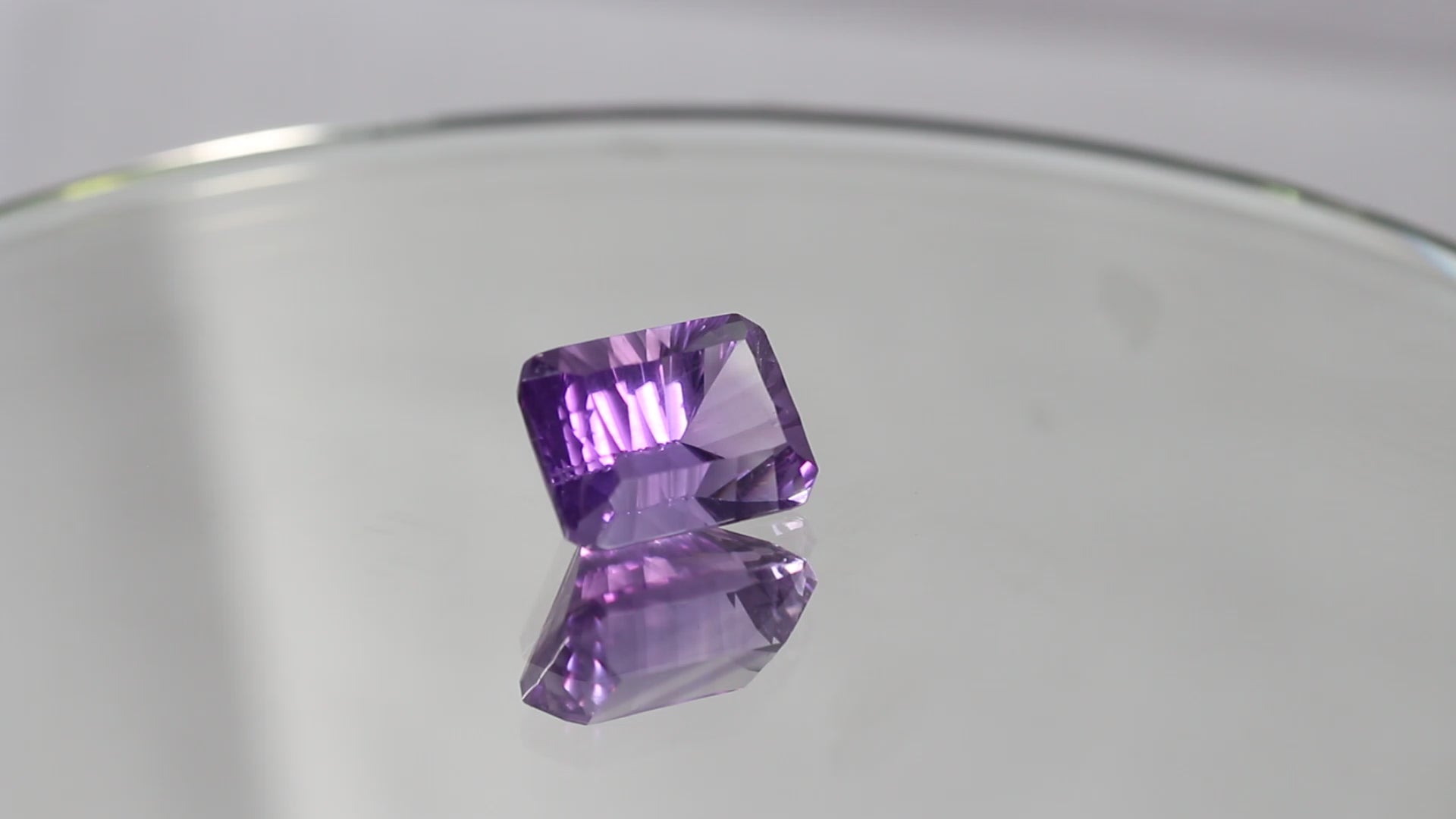 AMETHYST (जामुनिया) 5.49 CTS (AMT/7/AR)