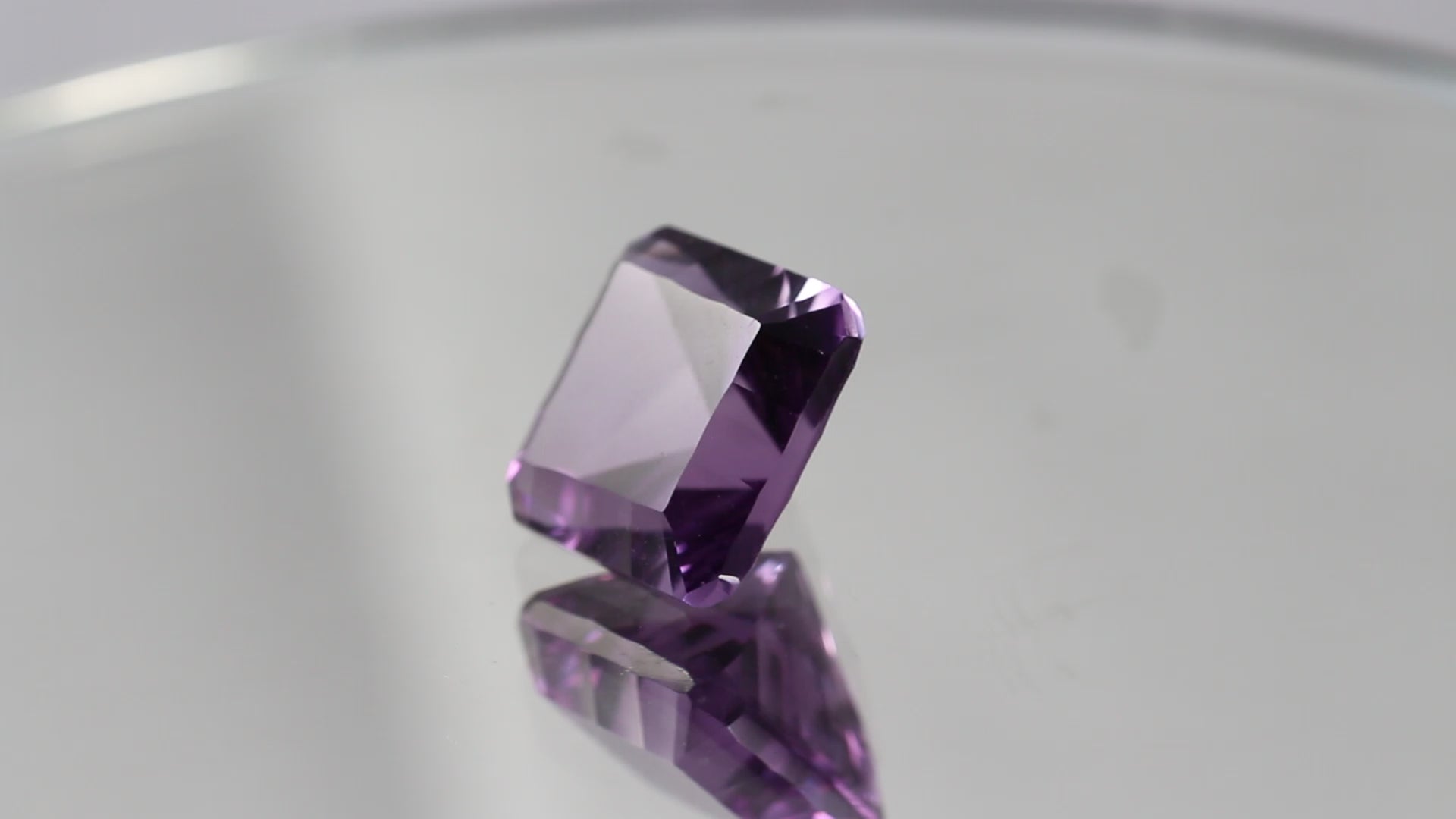 AMETHYST (जामुनिया) 6.39 CTS (AMT/8/AR)