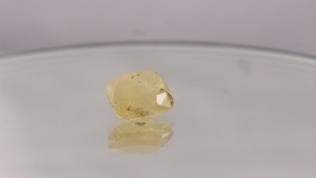 YELLOW SAPPHIRE (पुखराज) 5.41 CTS