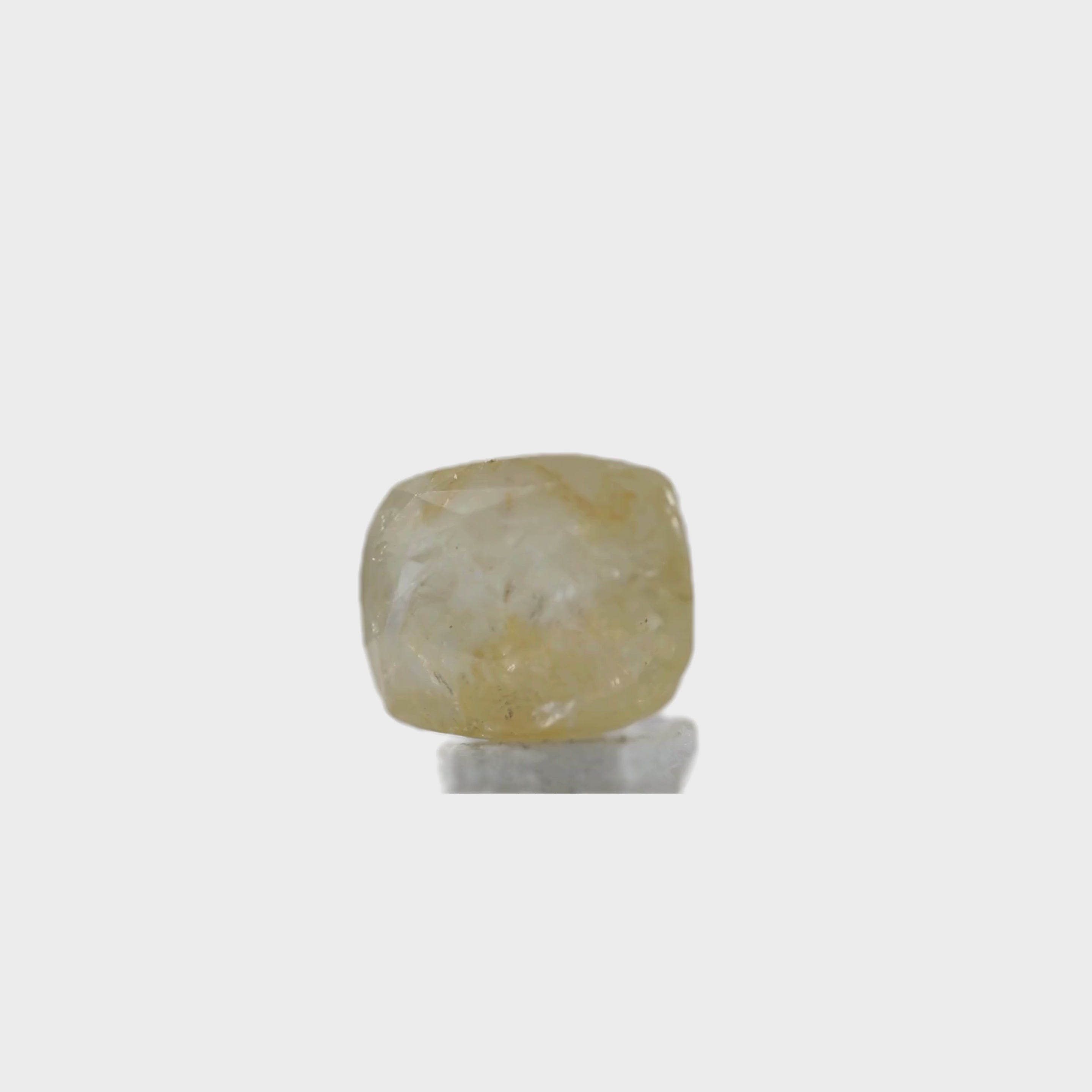 YELLOW SAPPHIRE (पुखराज) 5.00 CTS