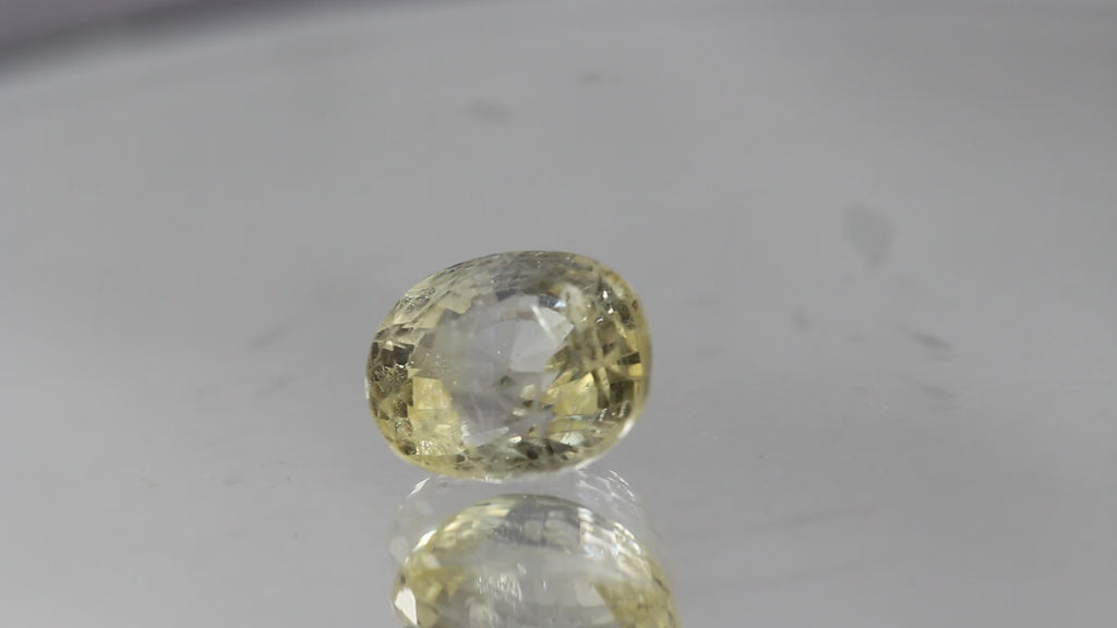 YELLOW SAPPHIRE (पुखराज) 4.25 CTS