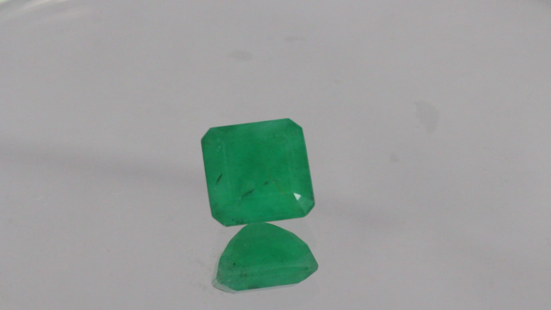 EMERALD (पन्ना) 4.48 CTS