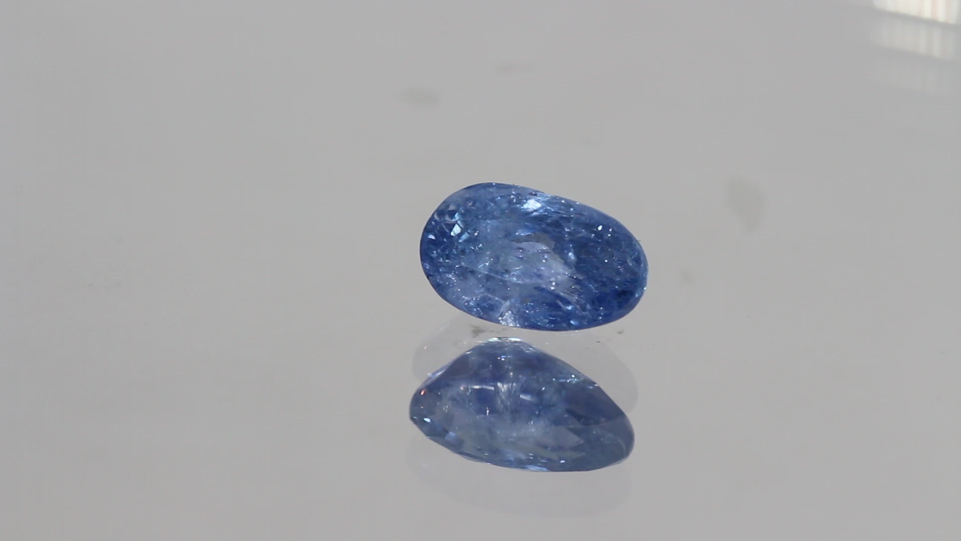 BLUE SAPPHIRE (नीलम) 2.48 CTS (BS/36/VRRR)