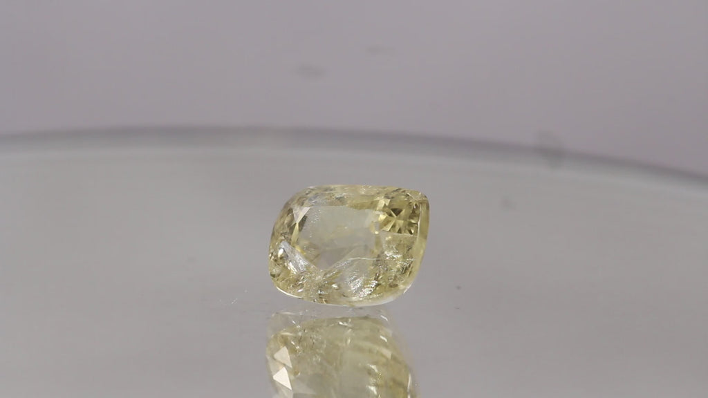 YELLOW SAPPHIRE (पुखराज) 5.54 CTS
