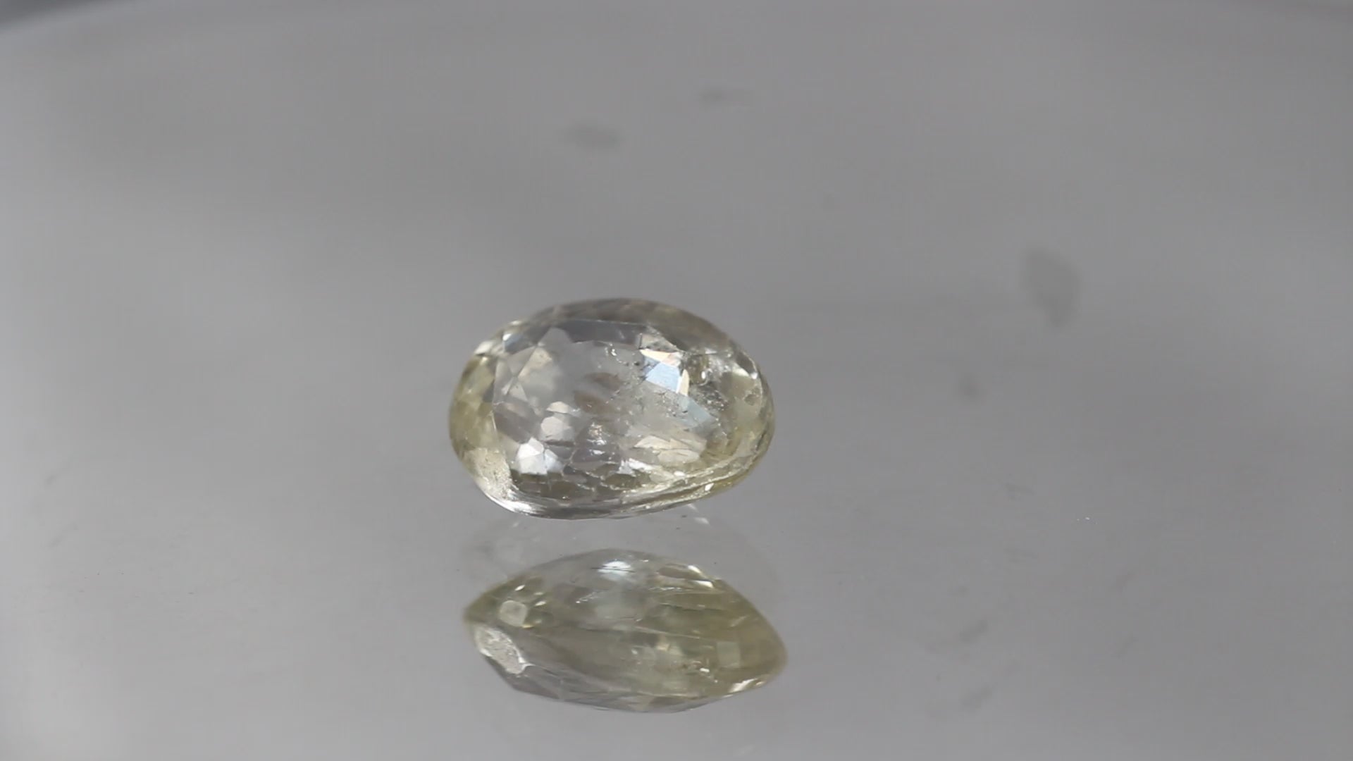 YELLOW SAPPHIRE (पुखराज) 3.60 CTS